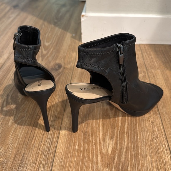 Via Spiga black, 4 inch pumps. - Picture 2 of 4